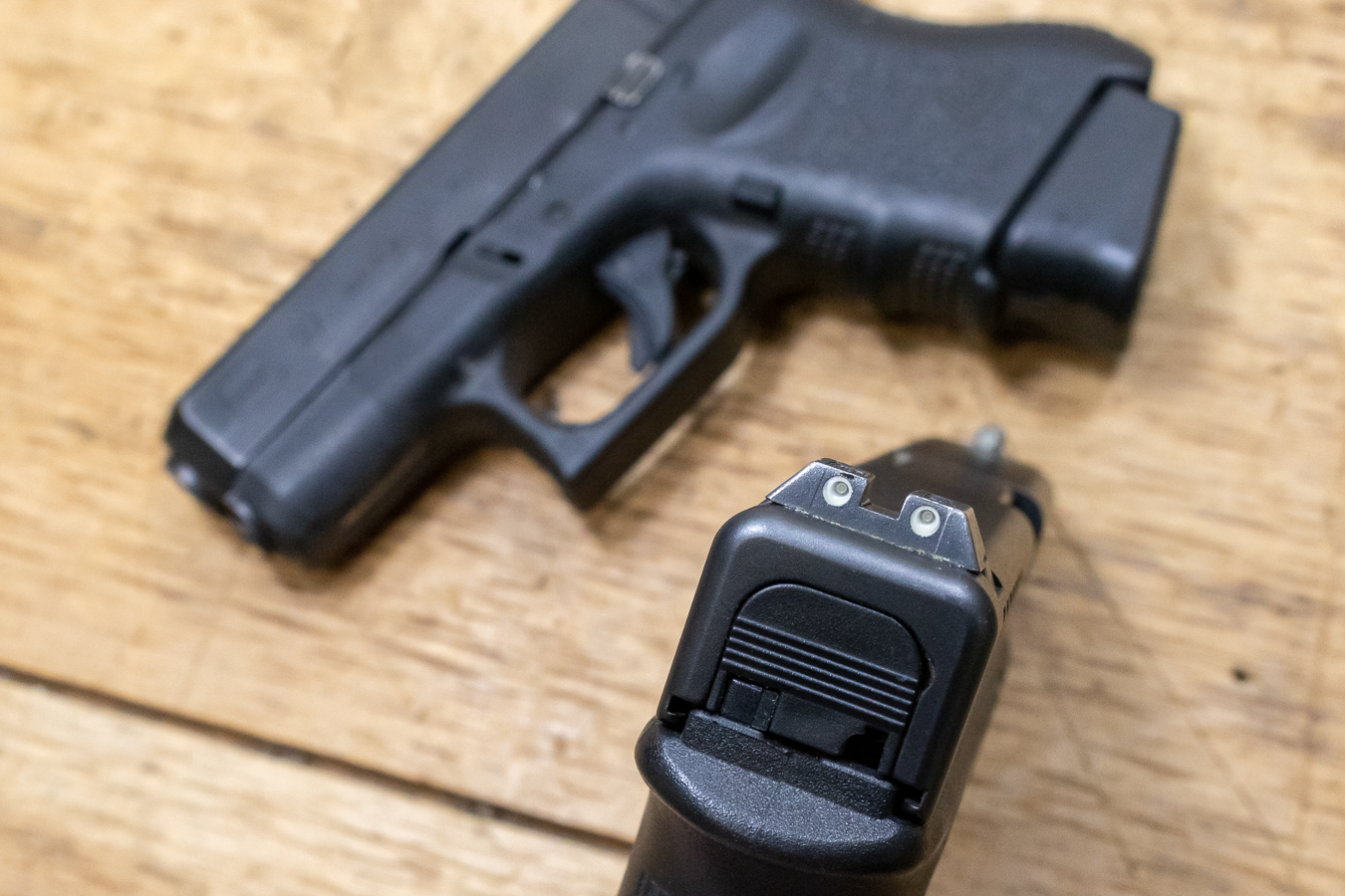 GLOCK 27 Gen3 .40 S&W 9-Round Semi-Auto Police Trade-In Pistol